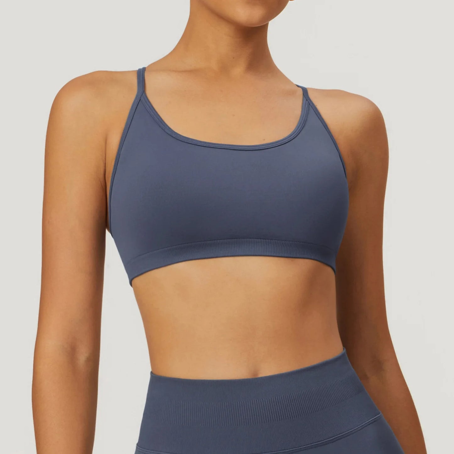 Brassière de Sport à Bretelles Croisées MOVA™